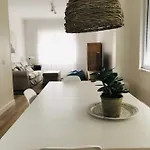 Apartment Spacious 3 Bedroom 20 Min To Lisbon